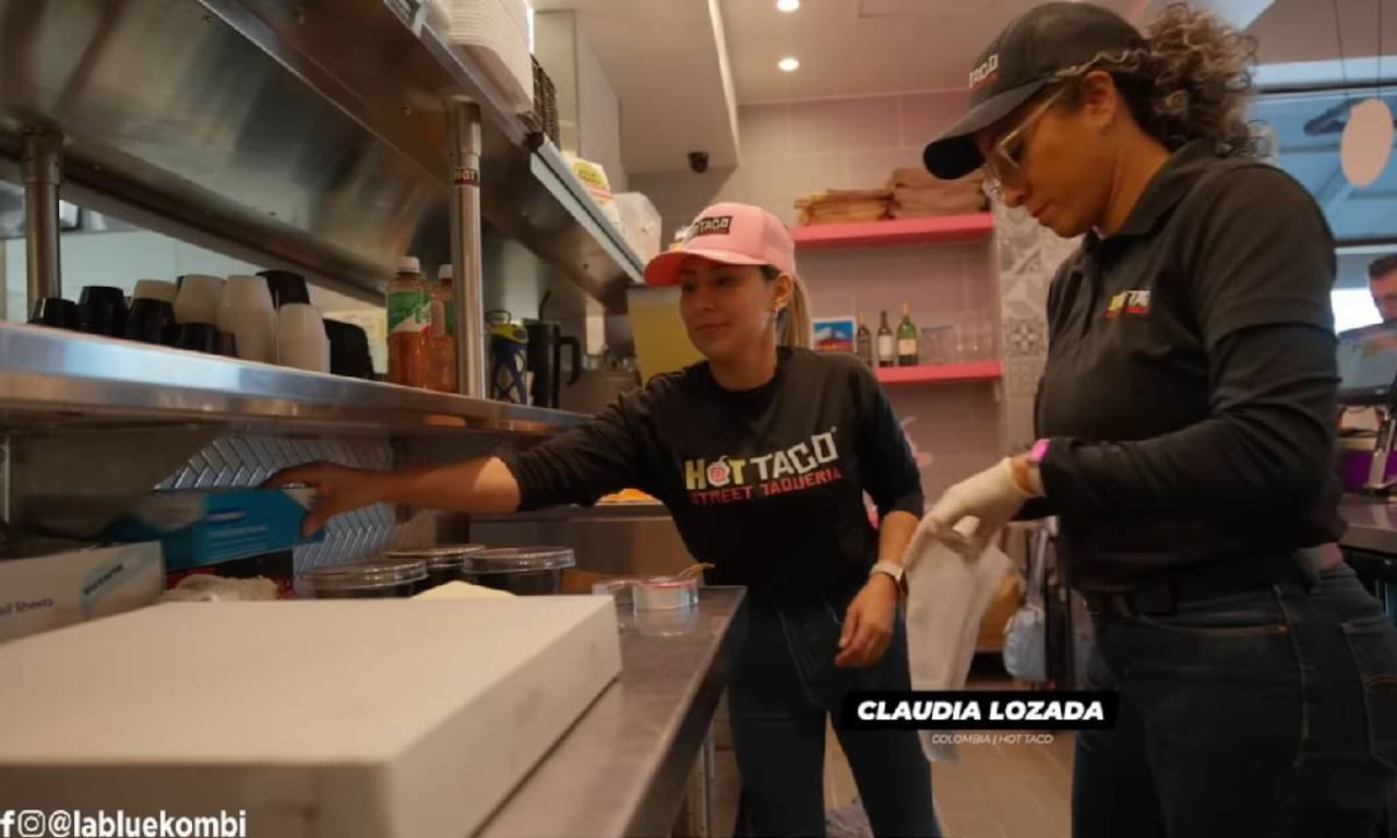 Claudia lleva 6 meses trabajando en Estados Unidos como mesera y asegura que le va mejor que trabajar en Colombia