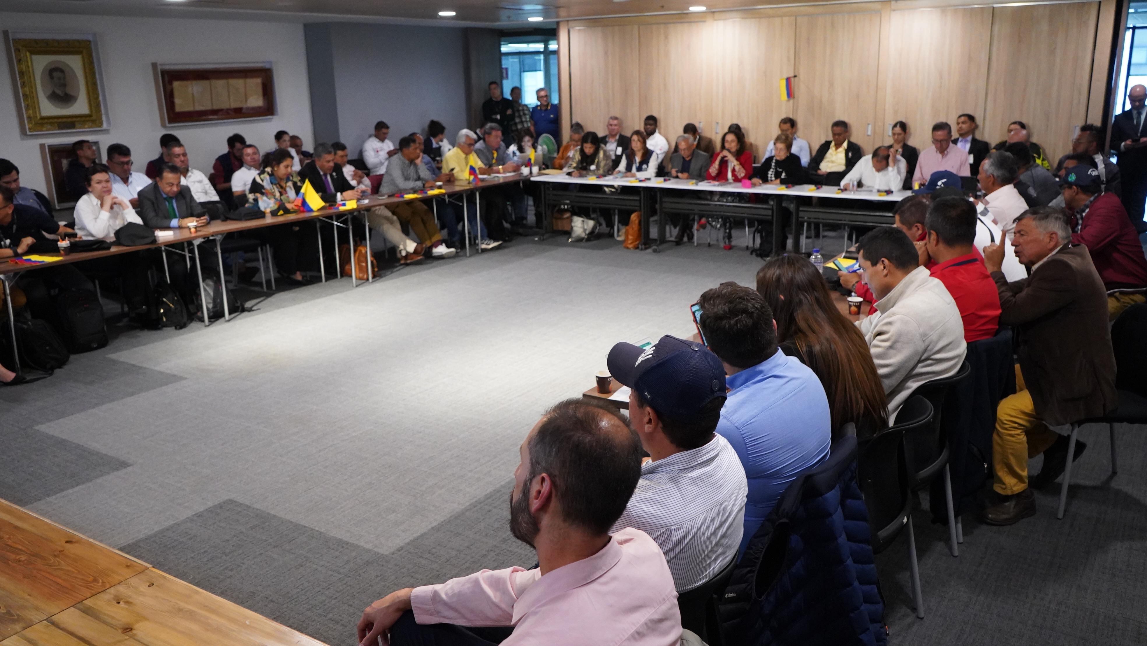 mesa de diálogo con transportadores, Ministerio de Transporte