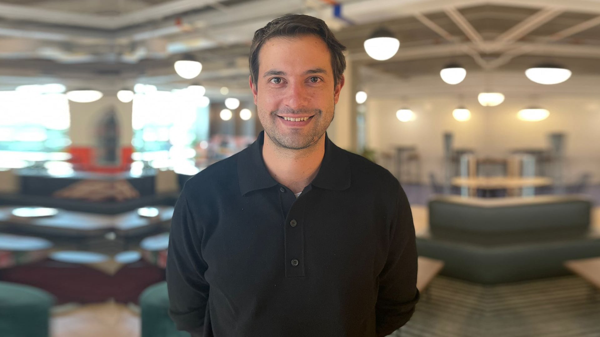 Hans Horn, líder de beneficios corporativos de WeWork Colombia.