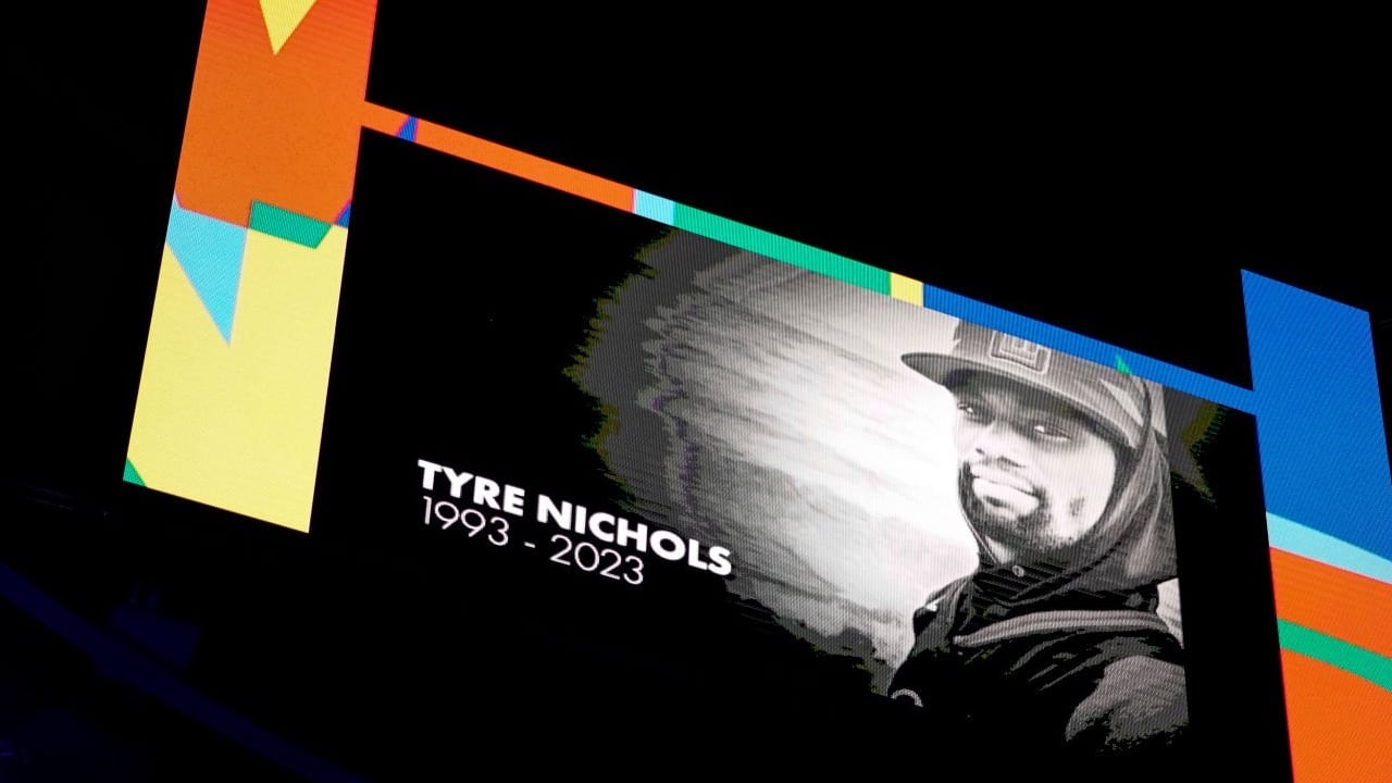 Los gritos de "¡mami, mamá!" quedaron grabados en las cámaras de los oficiales.