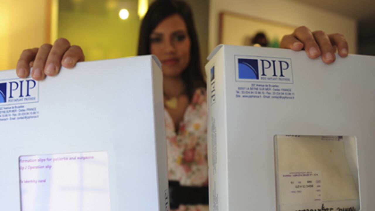 Los implantes de la marca francesa Poly Implant Prothèse (PIP), que quebró en 2010, eran exportados a Latinoamérica y durante 15 años fueron utilizados en Colombia. Aunque algunos informes afirman que pueden provocar el desarrollo de tumores, todavía no hay evidencia científica que lo compruebe.