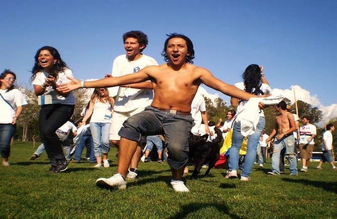 "Corazón hecho persona. Siempre con una sonrisa, siempre con una palabra sabia, siempre dispuesto a todo", así lo describió Andrea Galíndo