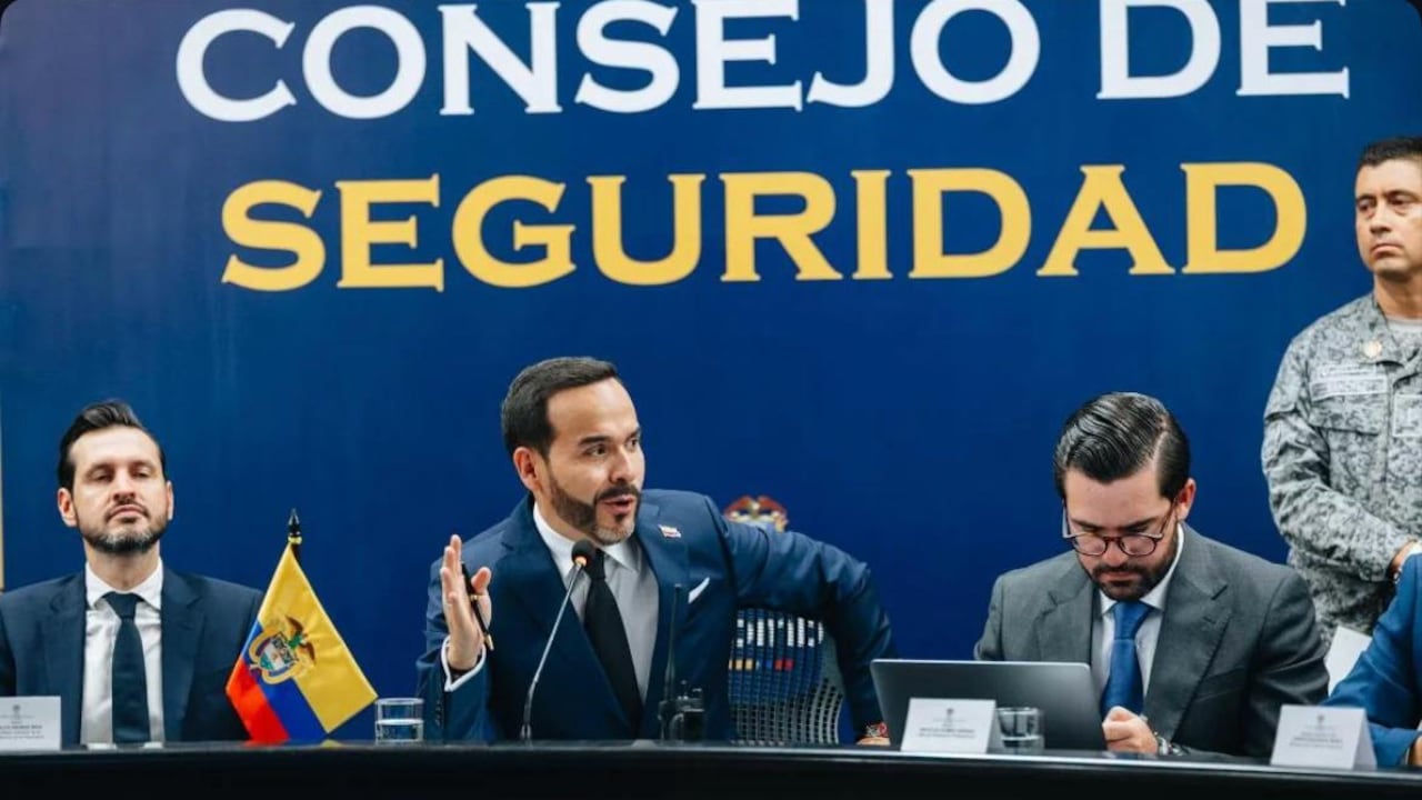 Abelardo De La Espriella lideró un consejo de seguridad en Bogotá.