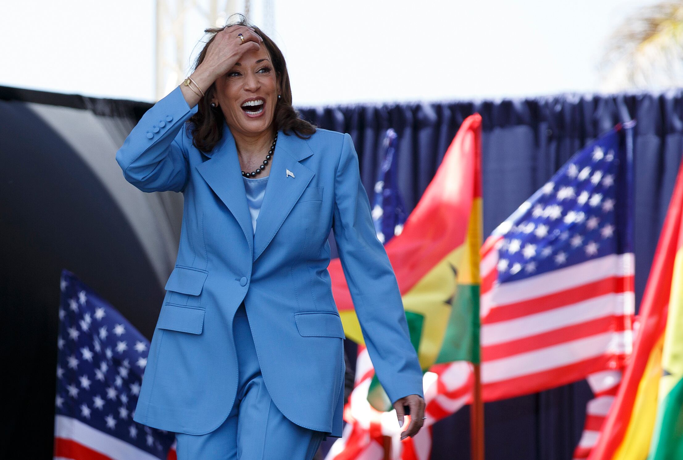 Kamala Harris en África