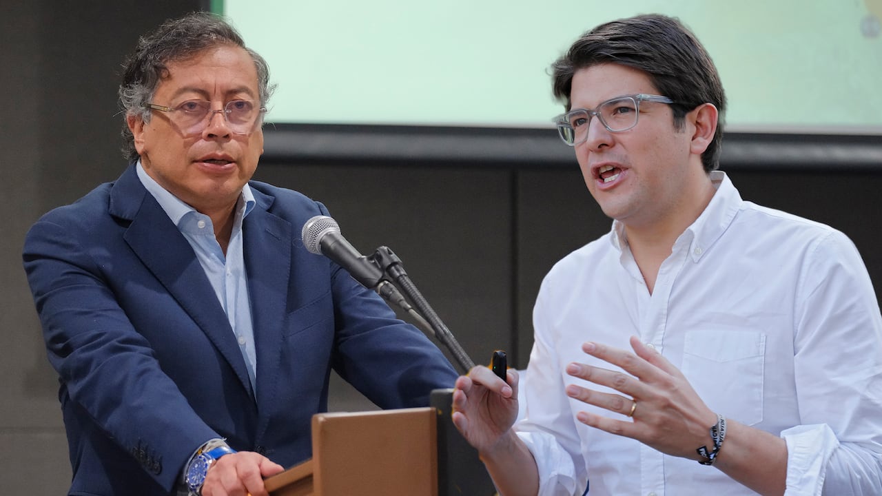 Gustavo Petro no asistirá al sepelio de Miguel Uribe Turbay. El ministro del Interior Armando Benedetti explicó las razones - Semana