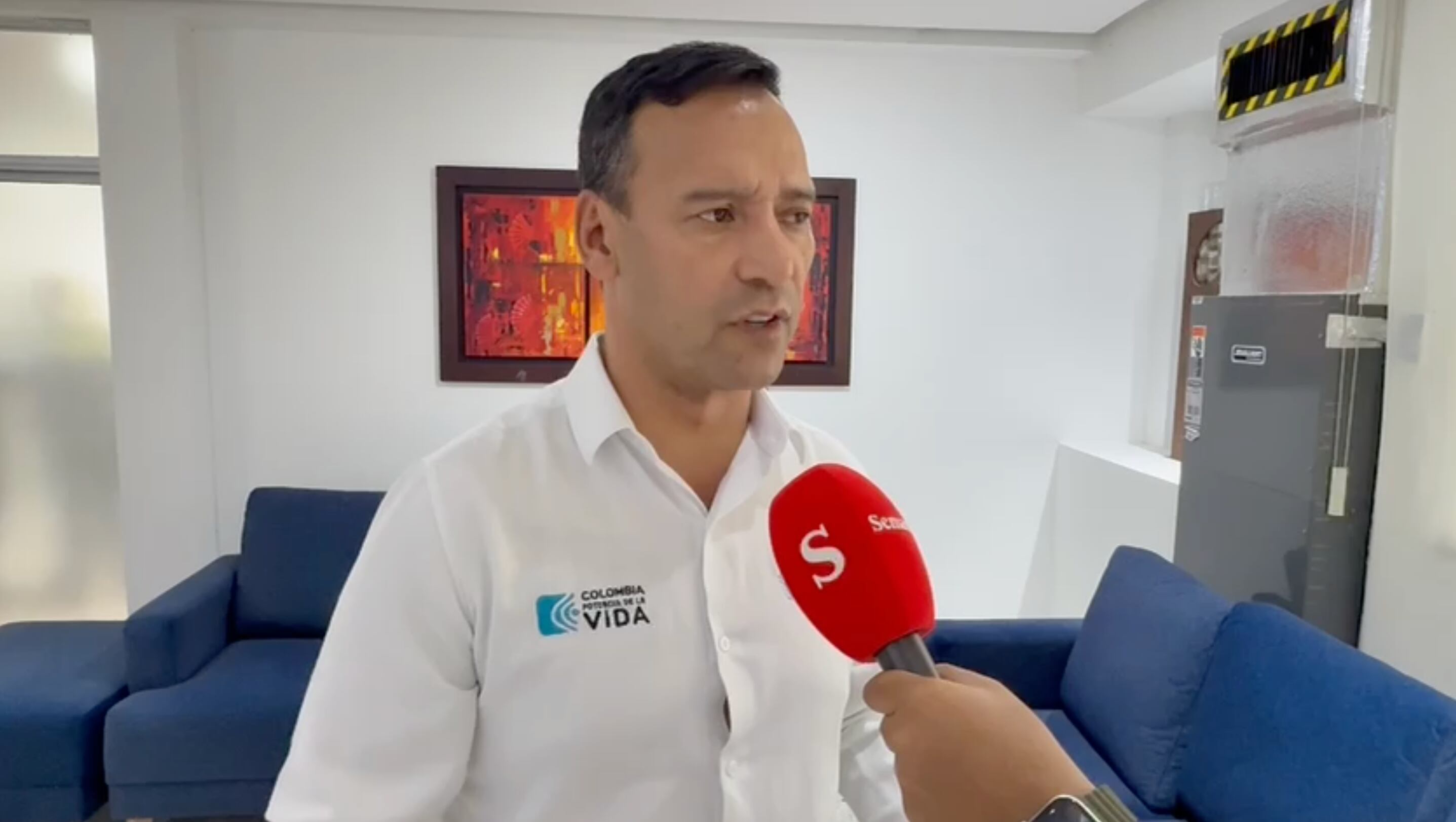 Pedro Sánchez, ministro de Defensa en Semana.