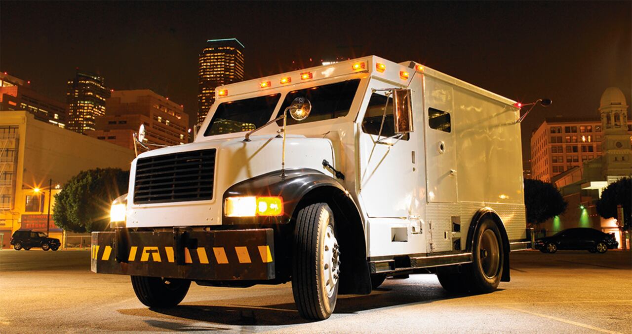 La guerra entre Ucrania y Rusia, así como la incertidumbre comercial global, dispararon los precios del oro, atrayendo a muchos inversionistas.