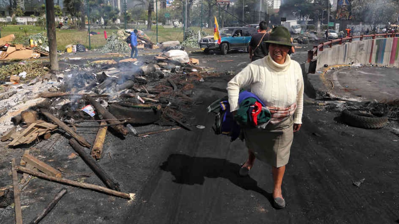 Ecuador queda herido por su peor crisis en décadas desatada por protestas