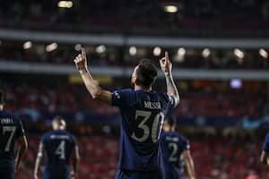 Lionel Messi celebrando su gol en el estadio Da Luz de Lisboa.