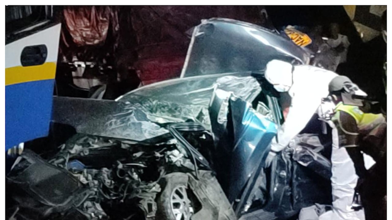 Fuerte accidente en la autopista Medellín - Bogotá, a la altura de La Josefina, en San Luis, Antioquia.