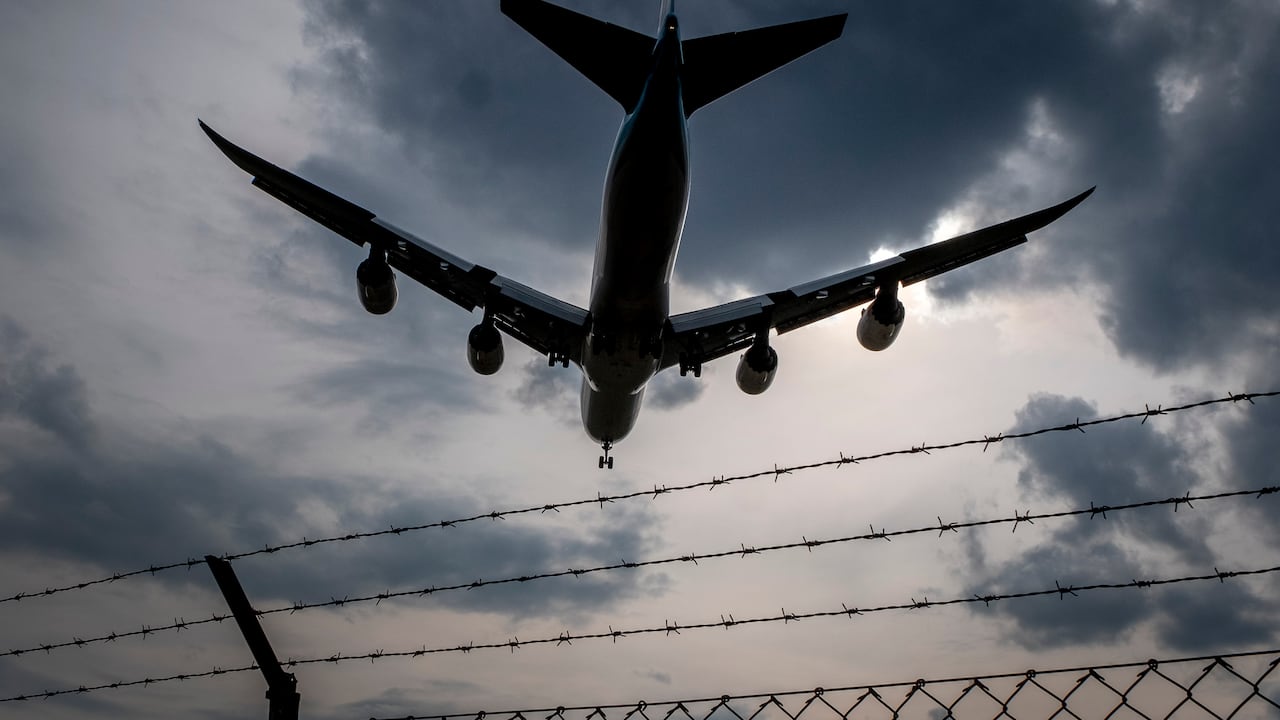 Vuelos internacionales - Boeing 747. (AP Photo/Michael Probst)