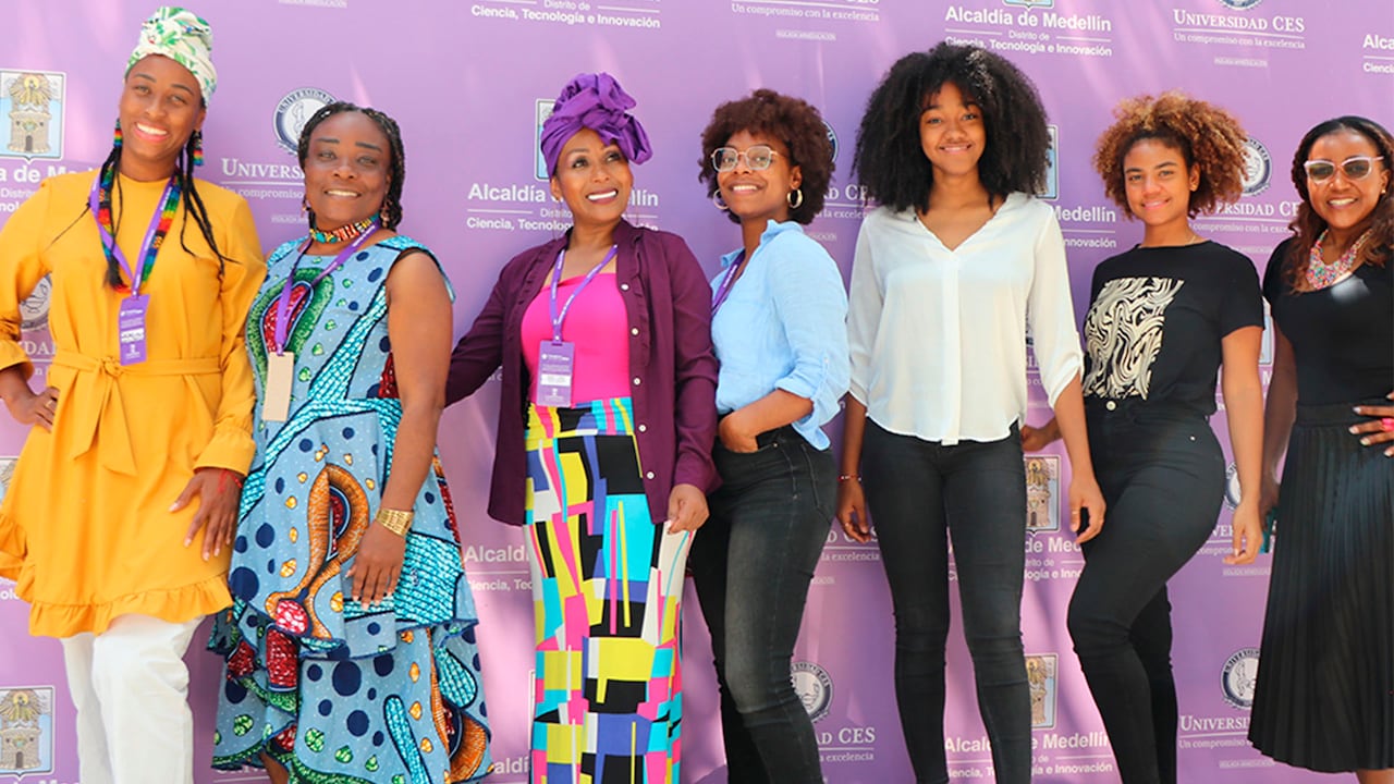 Los talleres étnicos de la Alcaldía se realizan, sobre todo, en las comunas con mayor presencia de esta población.