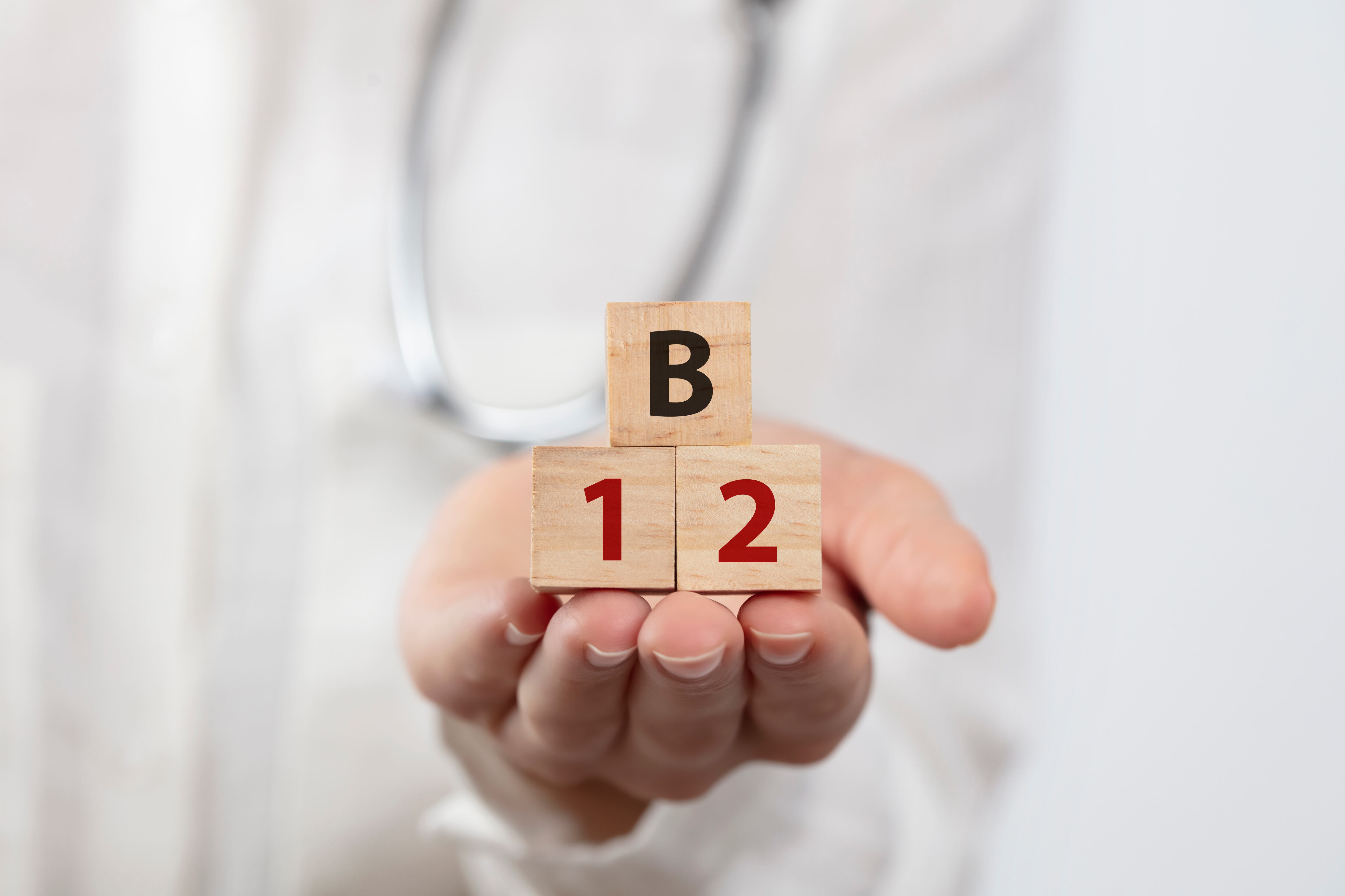 Vitamina B12