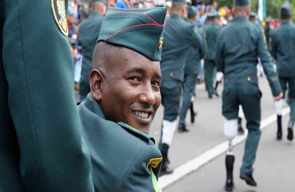 El desfile fue un homenaje para el pueblo colombiano y un agradecimiento por su apoyo
