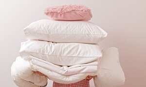 Así se deben lavar las almohadas.