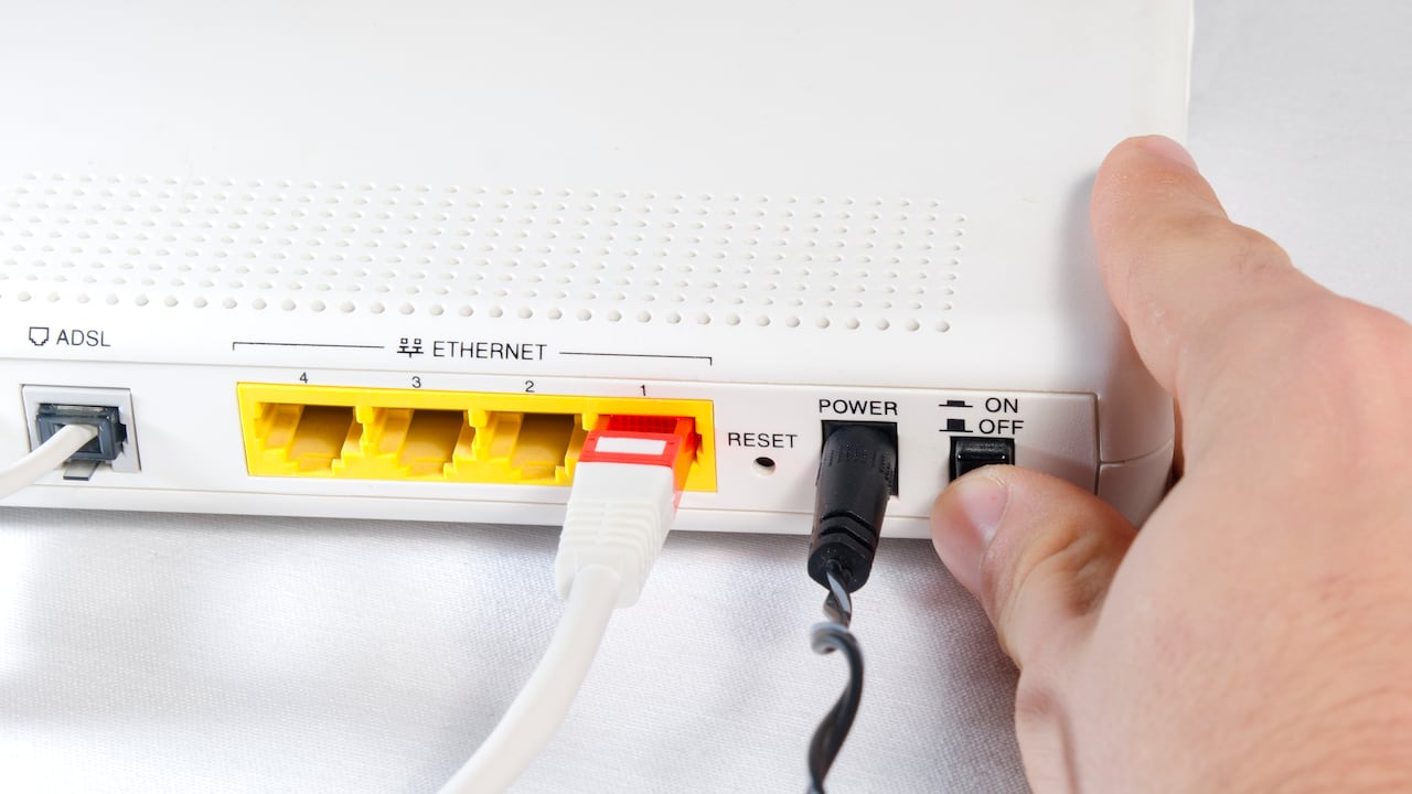 Una buena parte de los usuarios suele reiniciar el router del wifi para solucionar cualquier tipo de problema de conexión.