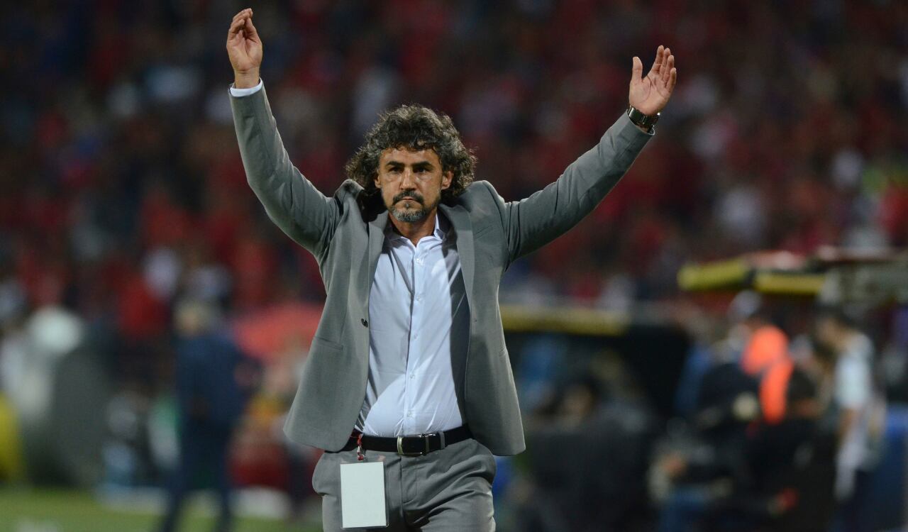 Leonel Álvarez lleva semanas siendo vinculado con Independiente Santa Fe.