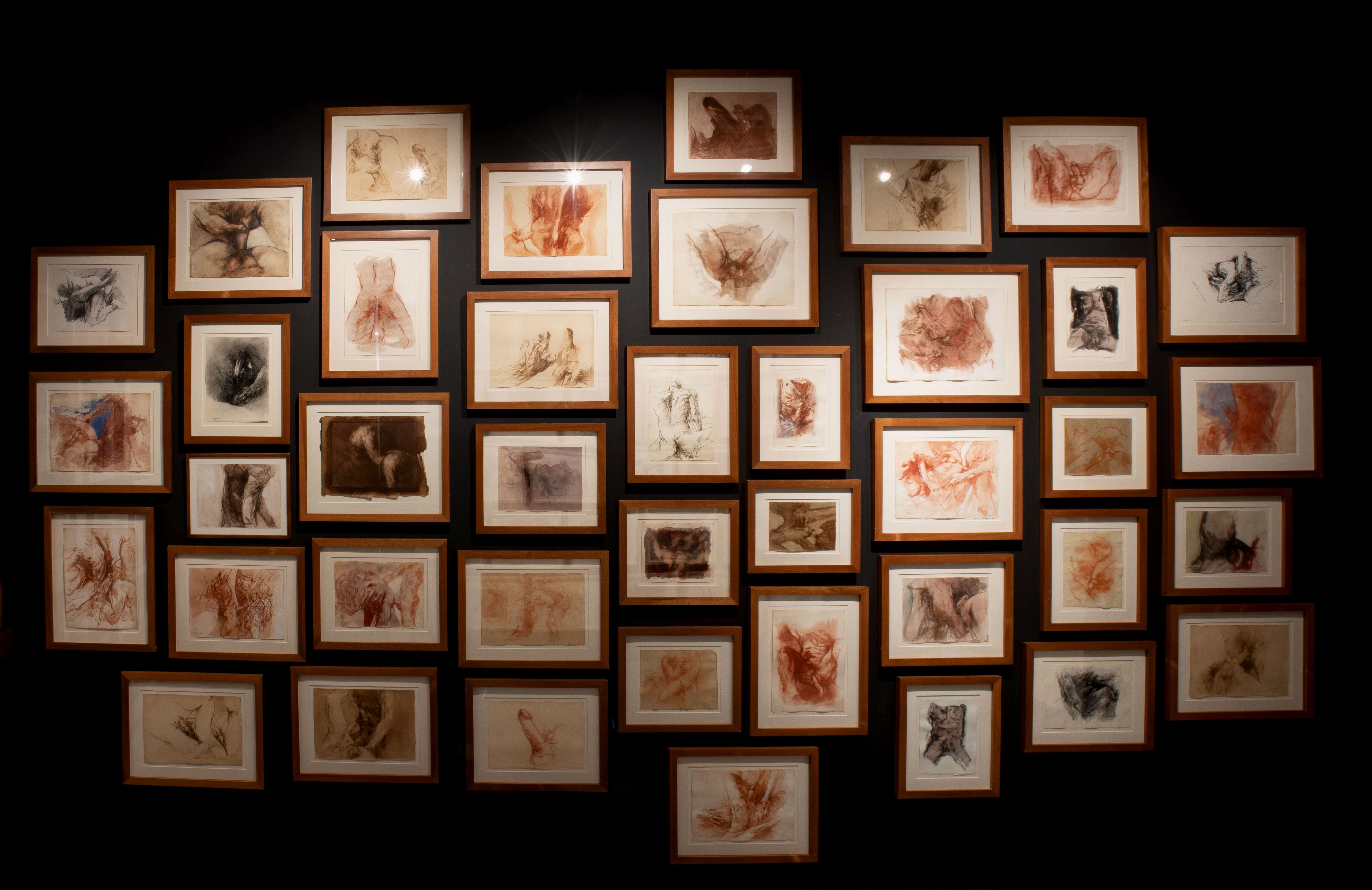 En galería El Museo, 'Mis dibujitos porno', una exposición de dibujos eróticos de Luis Caballero y una muestra colectiva que se titula 'Retrato, autorretrato e identidad'.