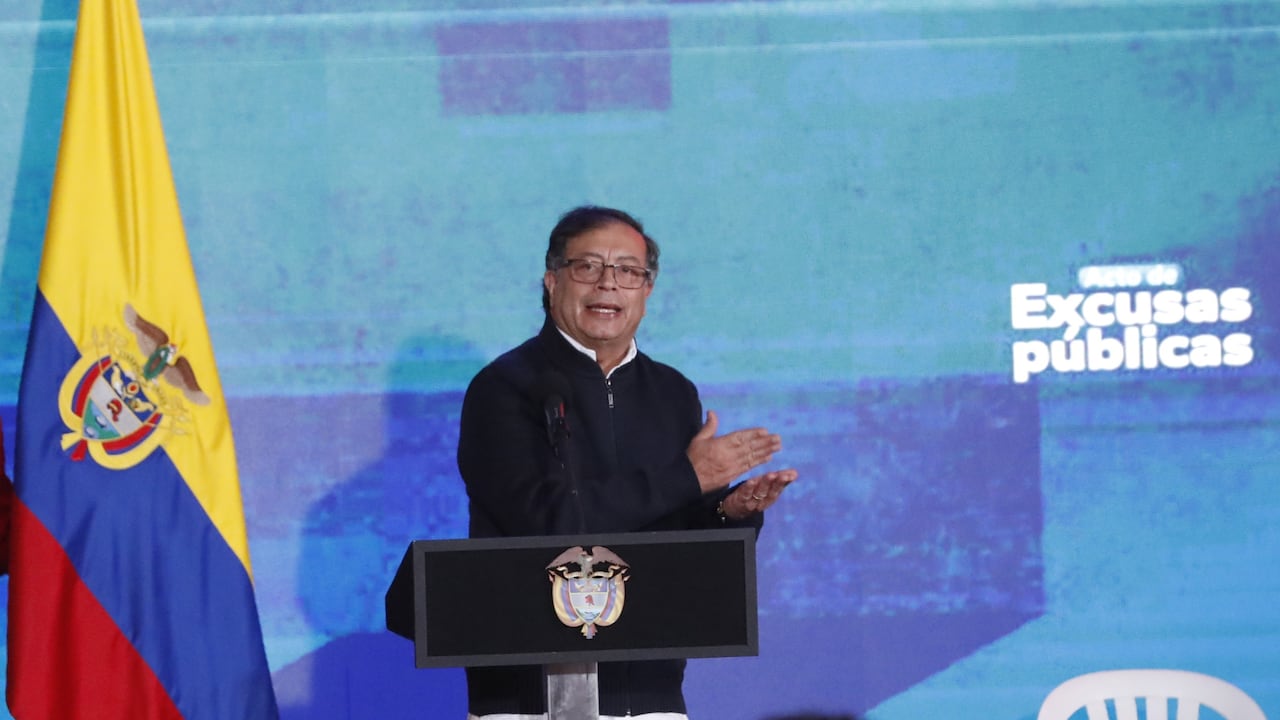 Presidente Gustavo Petro en el acto de perdón del Estado por los falsos positivos.