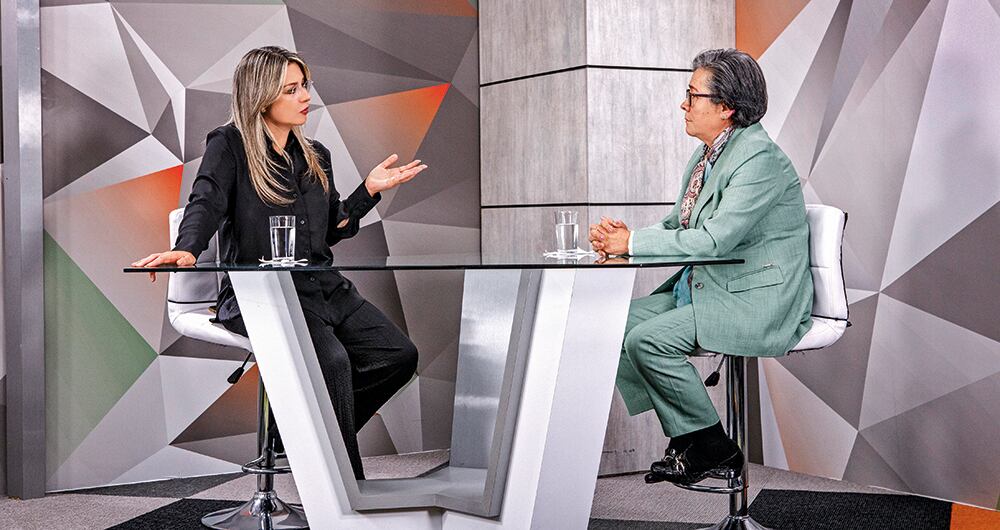 Amparo Cerón en entrevista con Vicky Dávila, directora de SEMANA.