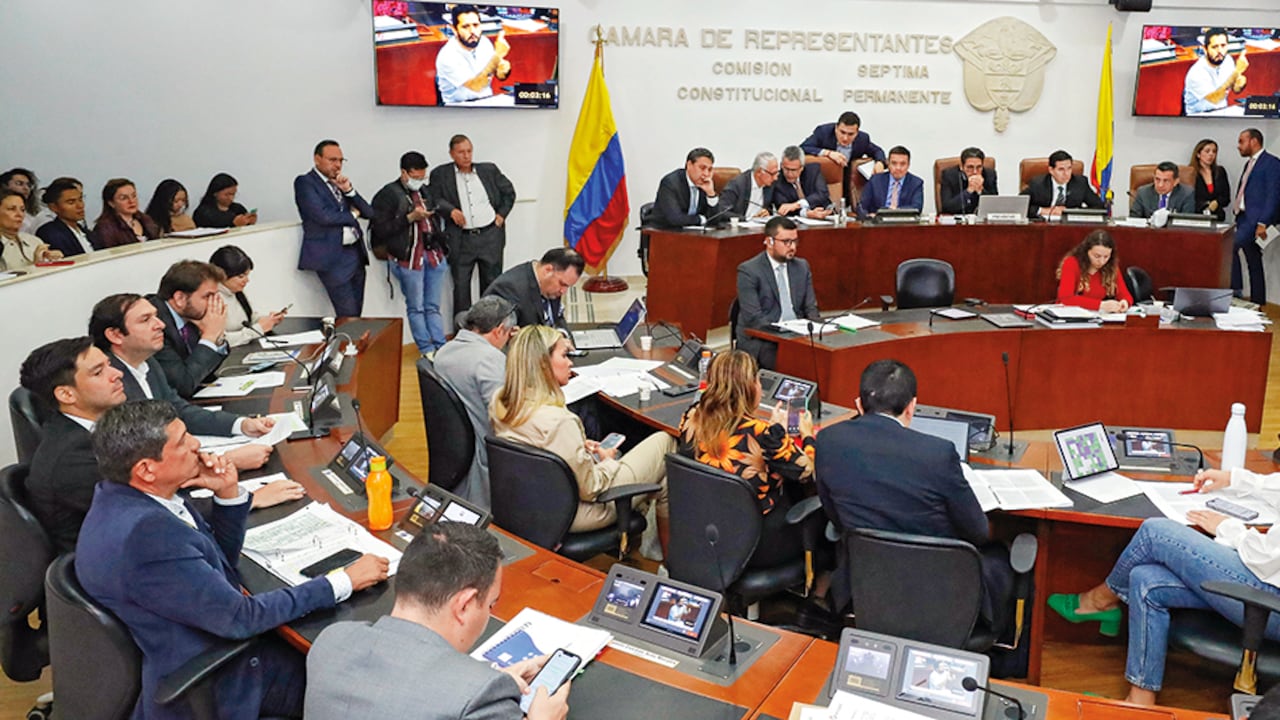La Comisión Séptima de la Cámara de Representantes.