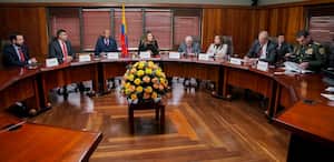 Reunión de los presidentes de las altas cortes, la Fiscal General, el director de la Policía Nacional y el alcalde de Bogotá.