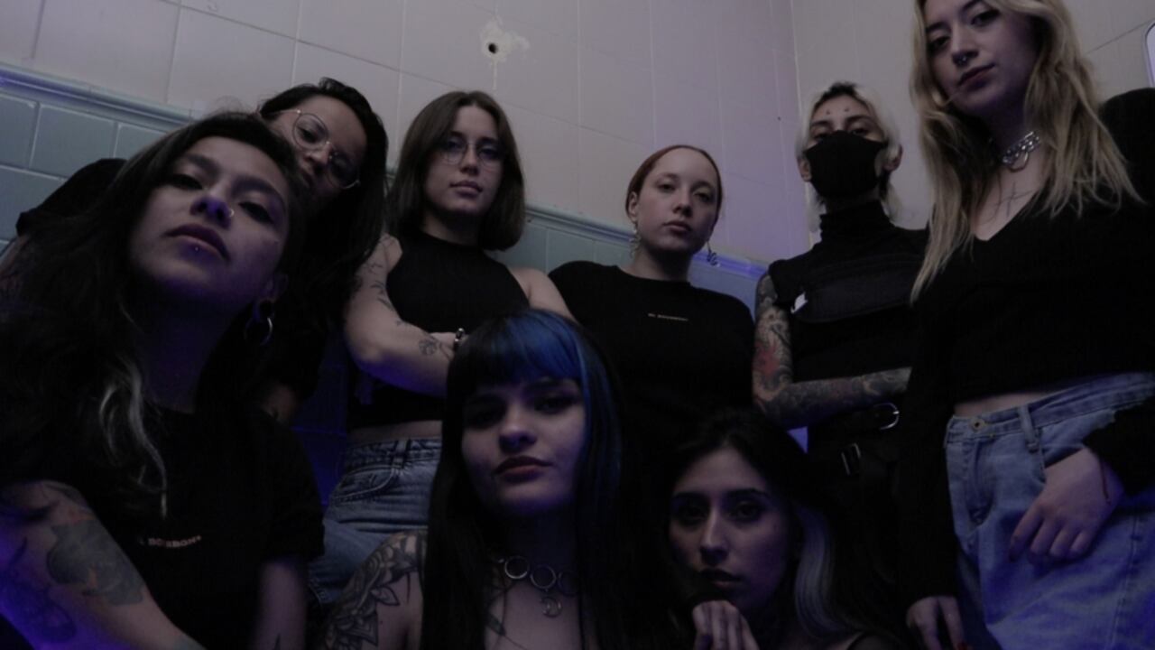 'La Femme', un cortometraje realizado por las 7 tatuadoras del estudio de tatuajes El Bourbon, busca visibilizar la posición de la mujer en el gremio.