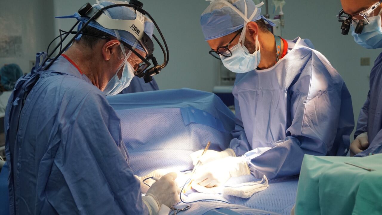 No existe el tráfico de órganos ni tejidos con fines de trasplante en Colombia. Es un procedimiento de alta complejidad que requiere
infraestructura y personal especializado.