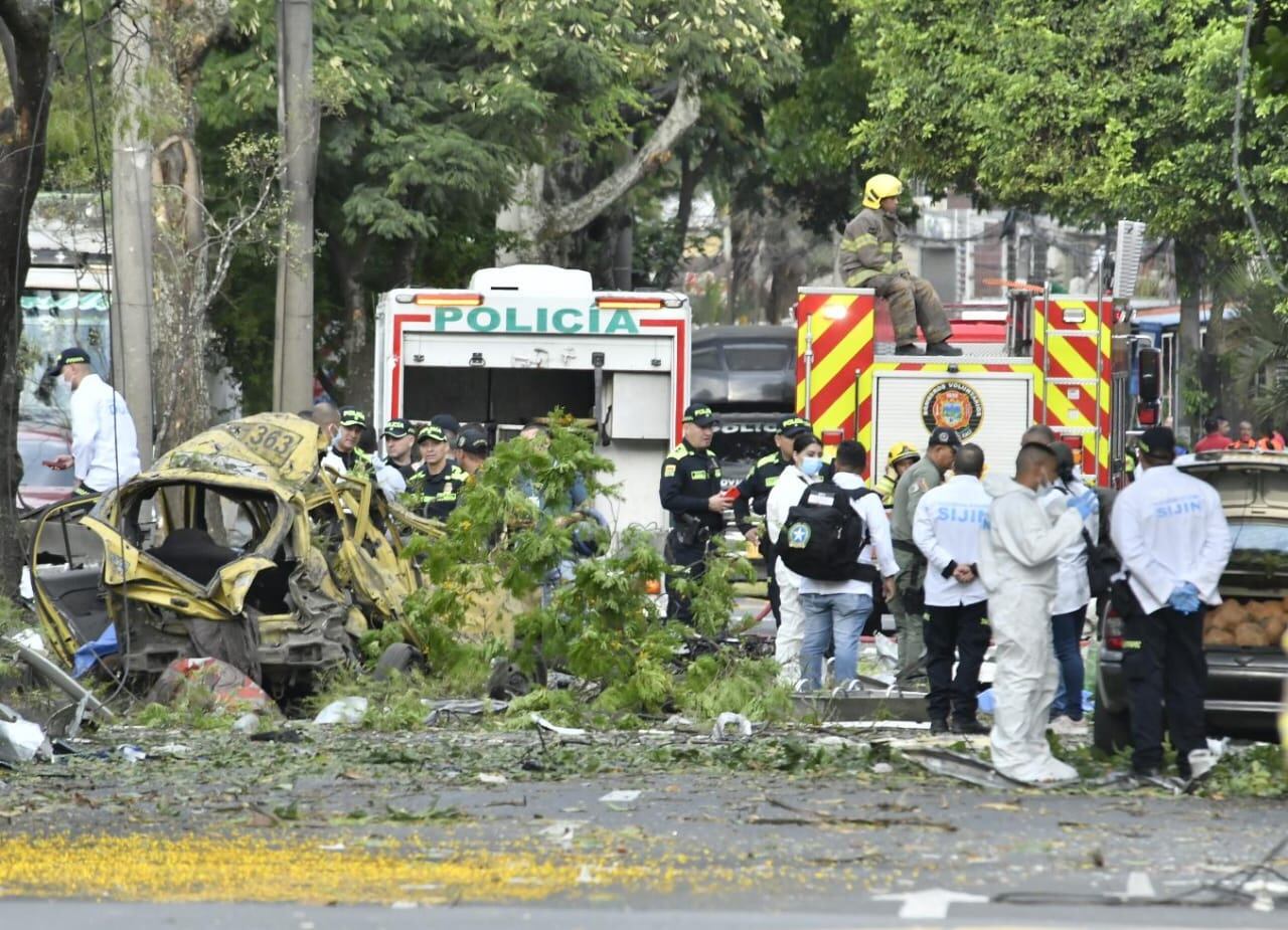 Explosión frente a la base aérea marco Fidel Suárez en Cali