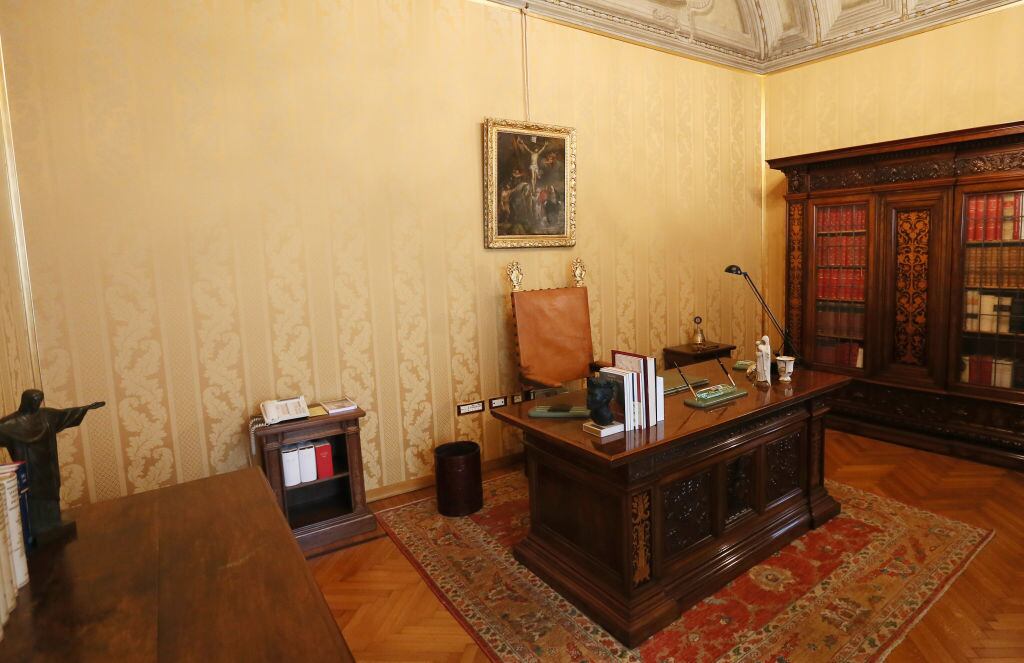 La residencia papal en el Palacio Apostólico fue abierta al público en el 2016 por el papa Francisco.