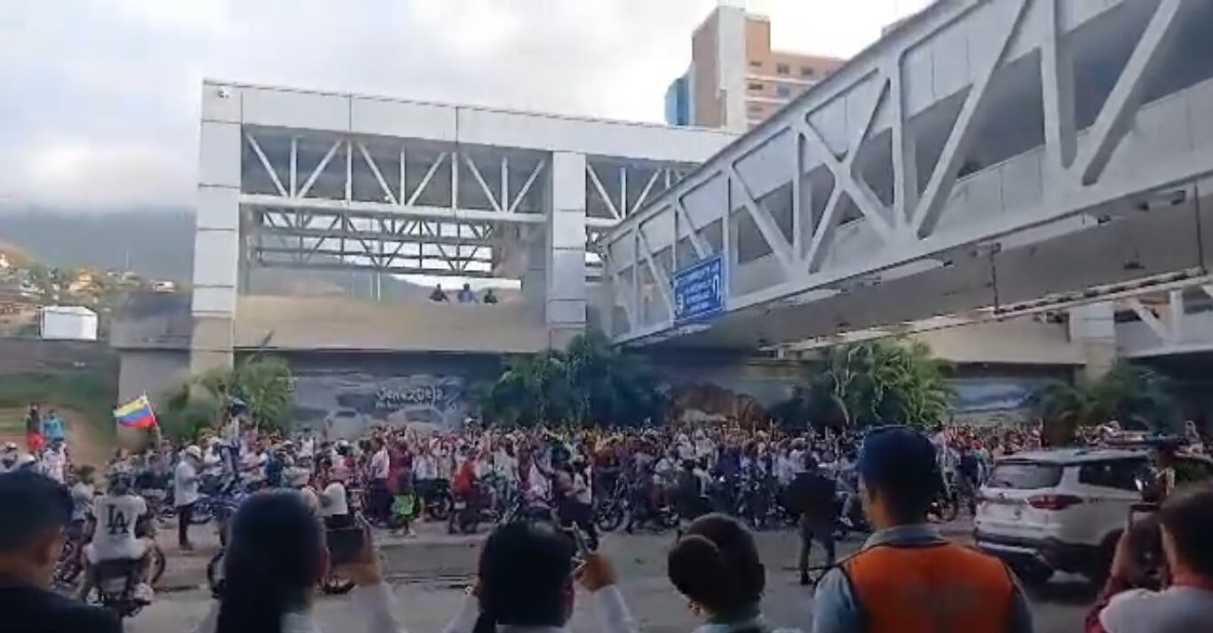 Es tensa la situación que se vive en Venezuela.