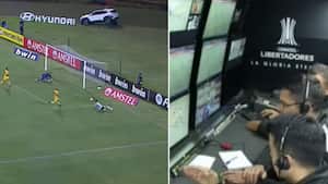 El VAR tomó la decisión de conceder el tanto a Mauricio Isla sin una imagen clara de que el balón hubiera ingresado