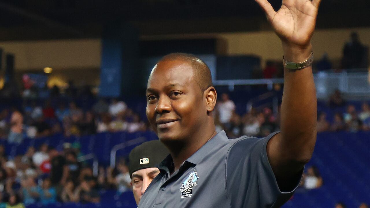 MIAMI, FLORIDA - MAY 14: Edgar Renteria waves as he is recognized during a ceremony to honor the 25th Anniversary of the 1997 World Series Champion Florida Marlins prior to the game between the Miami Marlins and the Milwaukee Brewers at loanDepot park on May 14, 2022 in Miami, Florida. (Photo by Michael Reaves/Getty Images)