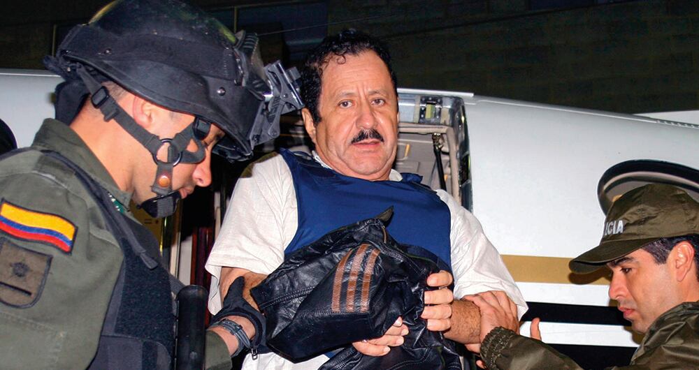 Dos gobernadores del Magdalena fueron condenados por recibir apoyo electoral del jefe de las autodefensas Hernán Giraldo Serna, extraditado en 2008.