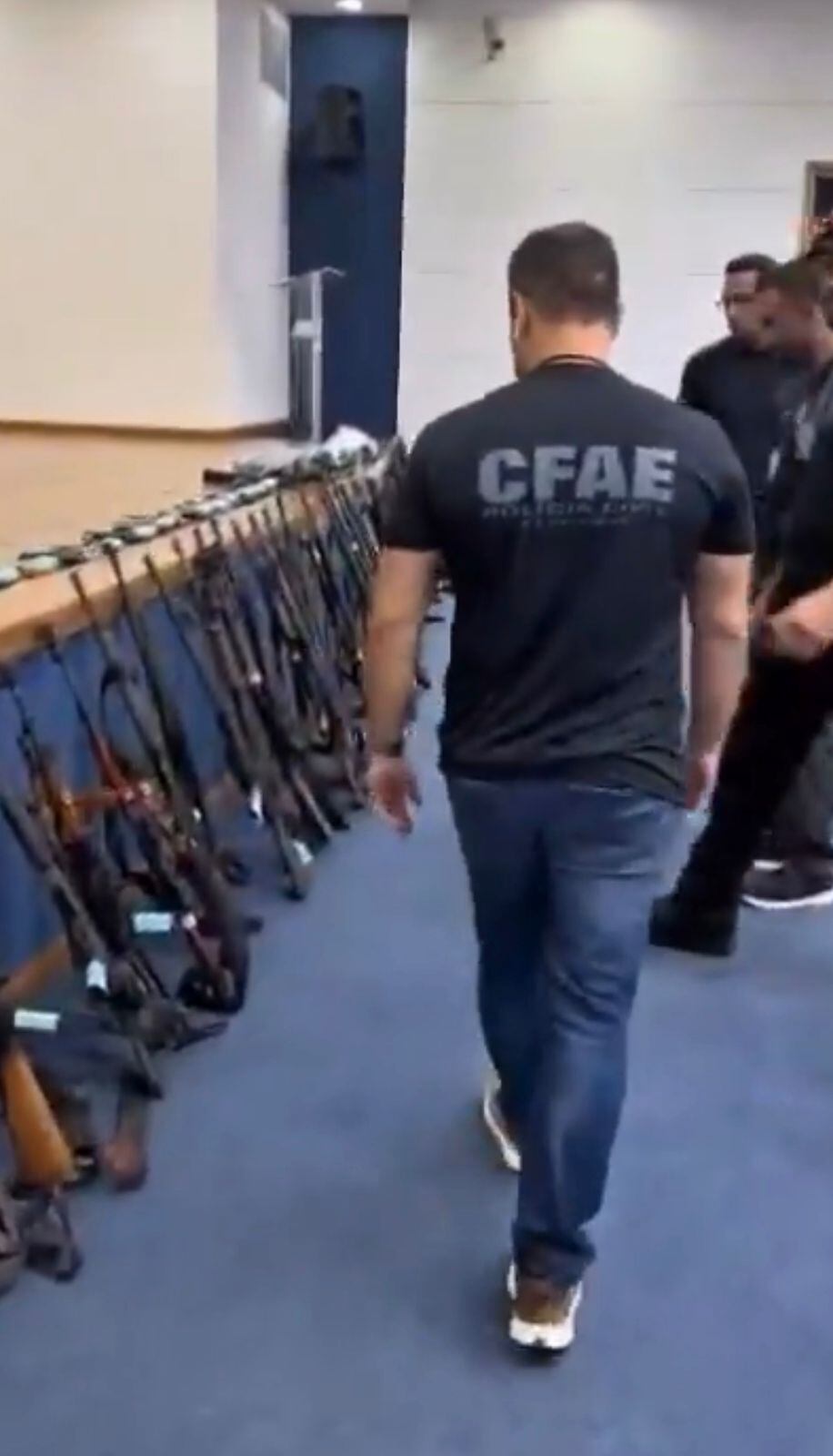 Fusiles incautados en un importante operativo este martes en Río