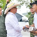 Alcalde de Tierralta junto al presidente Gustavo Petro.