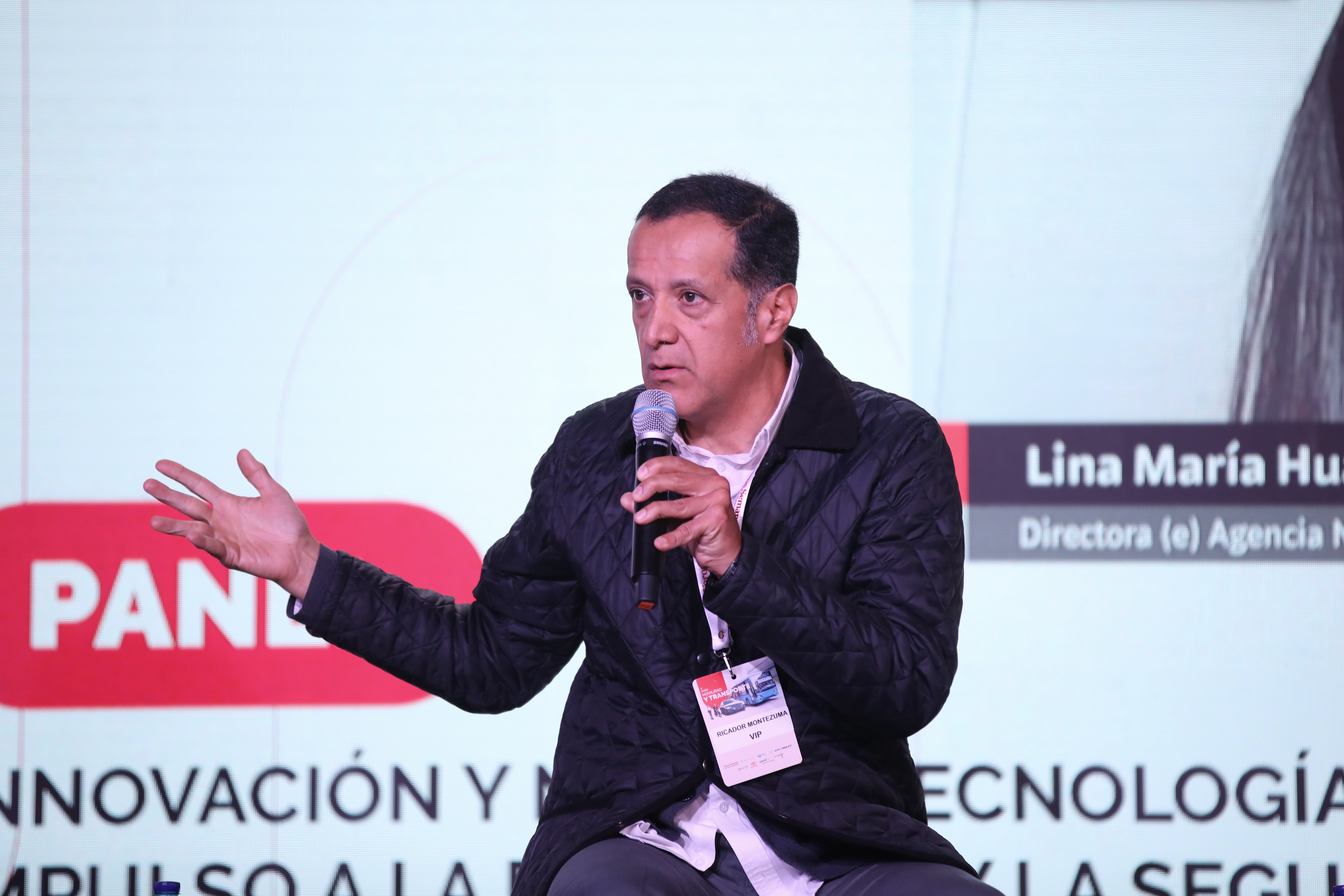 Ricardo Montezuma, urbanista y experto en movilidad.