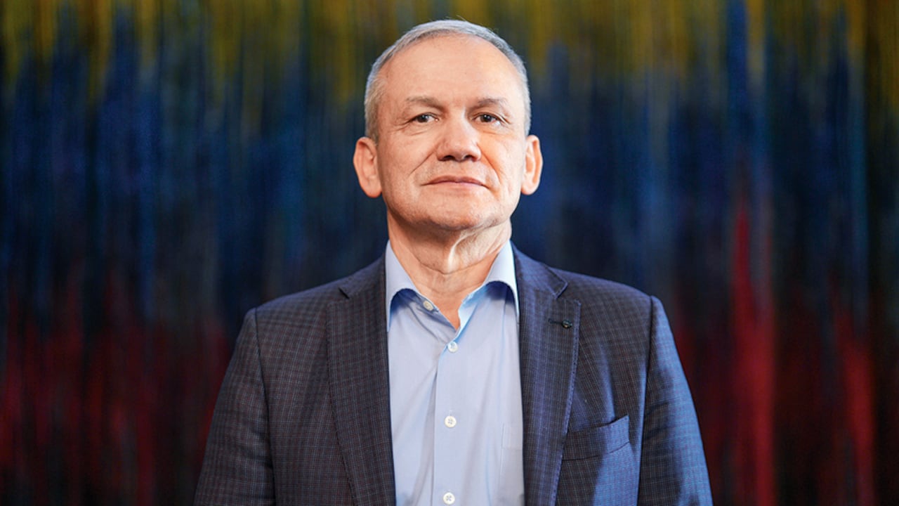 El presidente Petro reconoce a Carlos Ramón González como un compañero en el tránsito de la lucha armada a la parlamentaria.