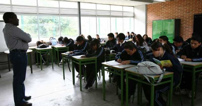 Muchos profesores colombianos son discriminados salarial y laboralmente