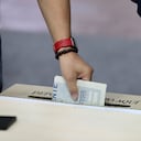 Votación, votos corferias, elecciones urnas gente