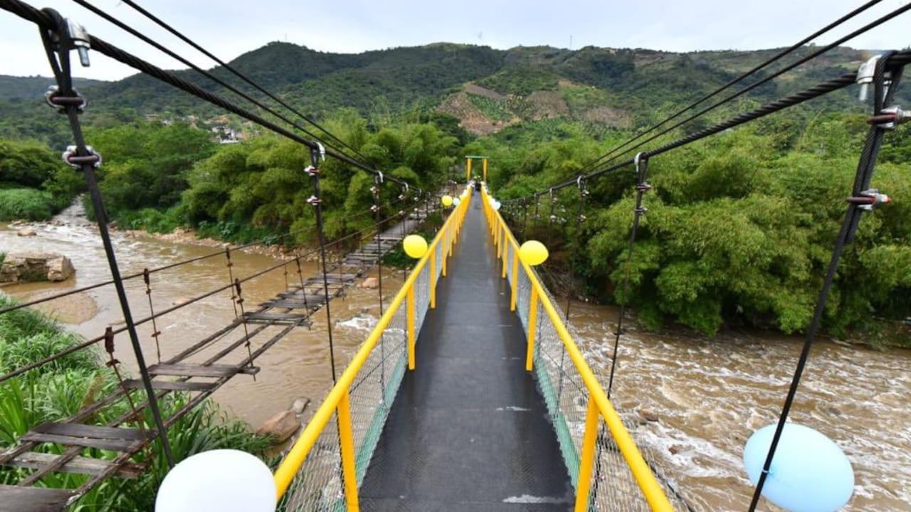 Este nuevo puente cuenta con 90 metros lineales en óptimas condiciones.