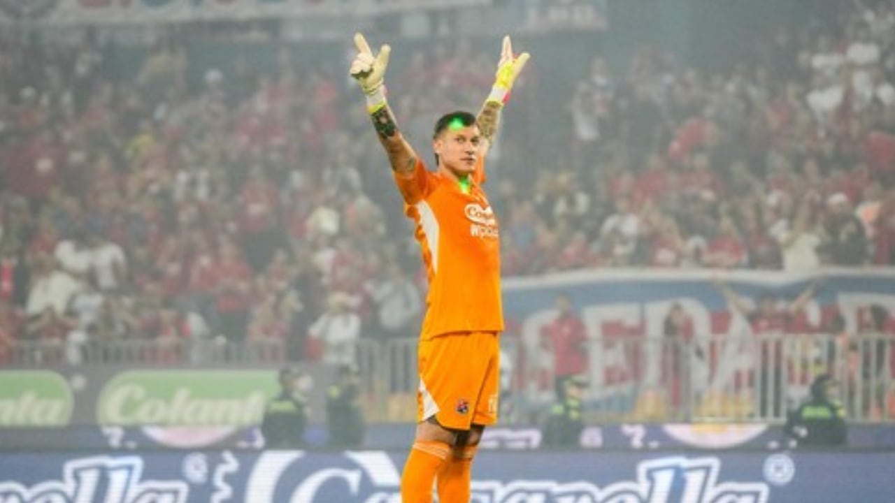 Washington Aguerre con los colores del Deportivo Independiente Medellín.