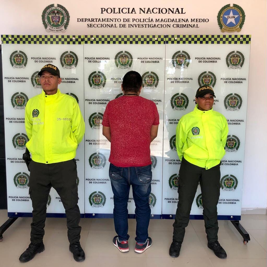 El hoy asegurado habría atacado con arma de fuego a la víctima y al grupo de personas que la acompañaban.