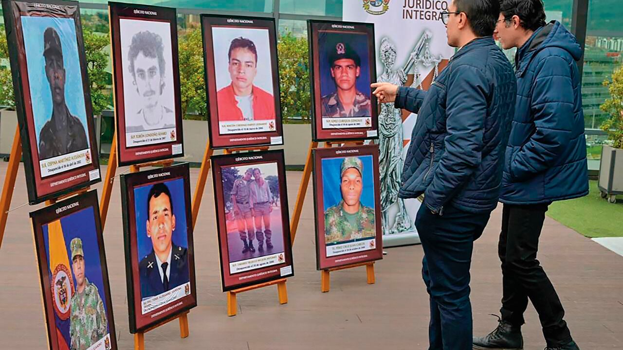 La Fundación de Víctimas de Desaparición Forzada y Secuestro, Funvides, asegura haber documentado durante años 6.500 casos de militares y 1.700 de policías víctimas de desaparición forzada.