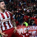 El colombiano James Rodríguez marca su primer gol desde su llegada al Olympiacos de Grecia.