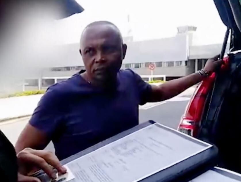 Ómar Ambuila, funcionario de la Dian capturado el 28 de marzo en Cali.