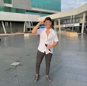 El cantante de música vallenata Luisra Solano apuñaló a su mánager en medio de una discusión en una parranda vallenata.