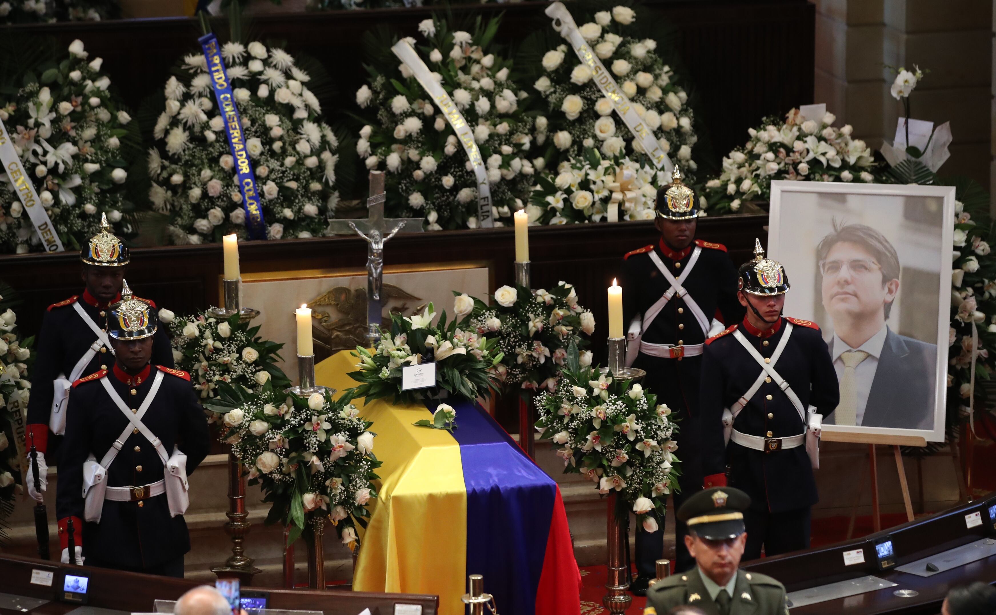 Funeral Miguel Uribe Turbay