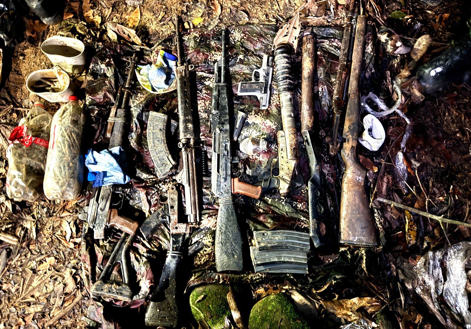 Tropas de la Séptima Brigada del Ejército Nacional ubicaron un depósito ilegal de armamento en el sector de Pompeya, jurisdicción del municipio de Villavicencio, Meta.