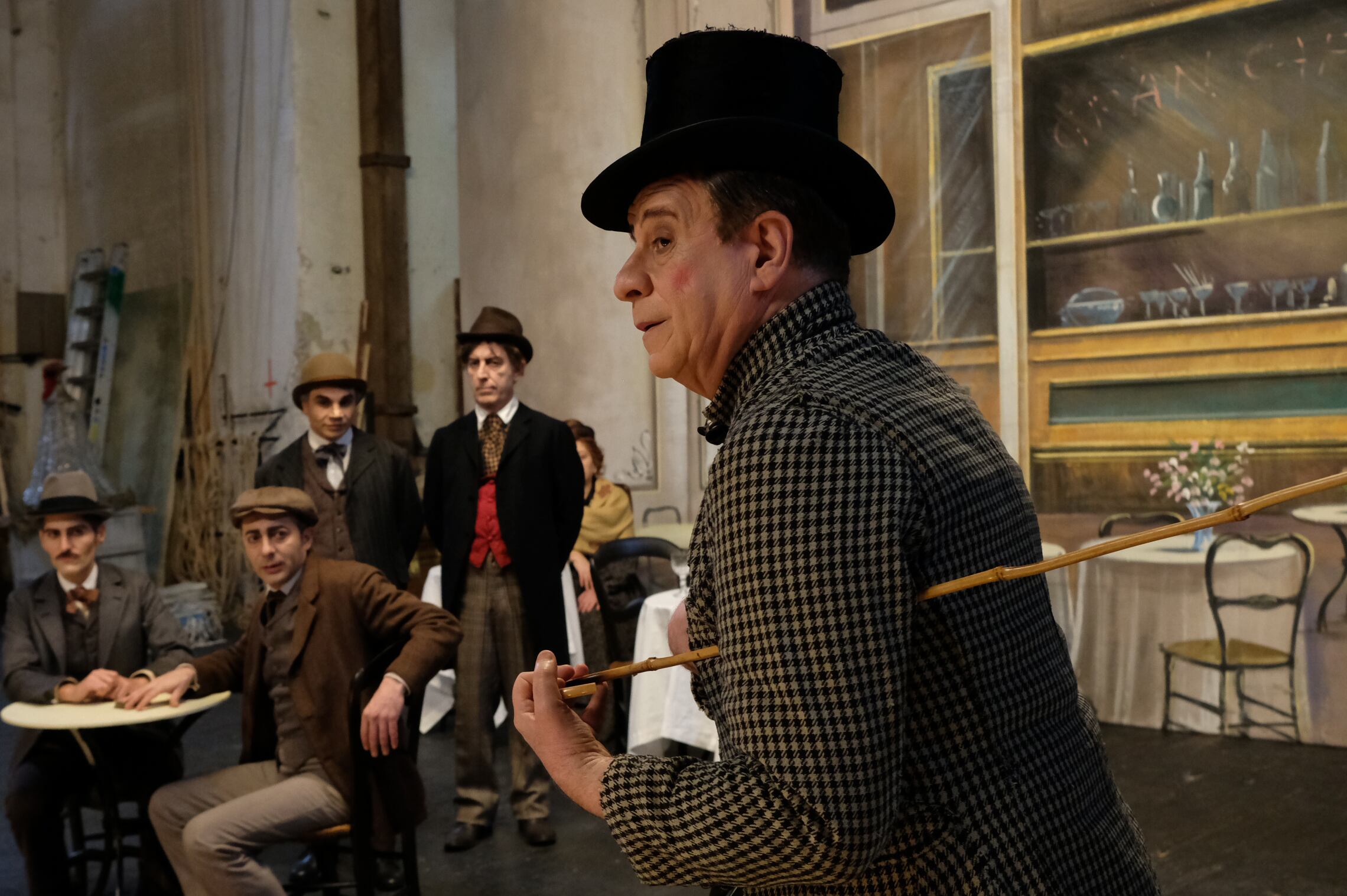 Toni Servillo en 'QUI RIDO IO' (Foto: Mario Spada)